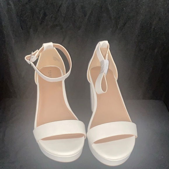 Platform heels - Picture 2 of 4